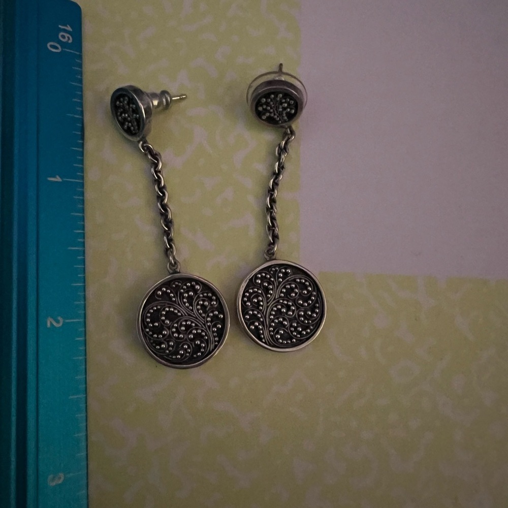 Lois Hill Granulated Circle Drop earrings